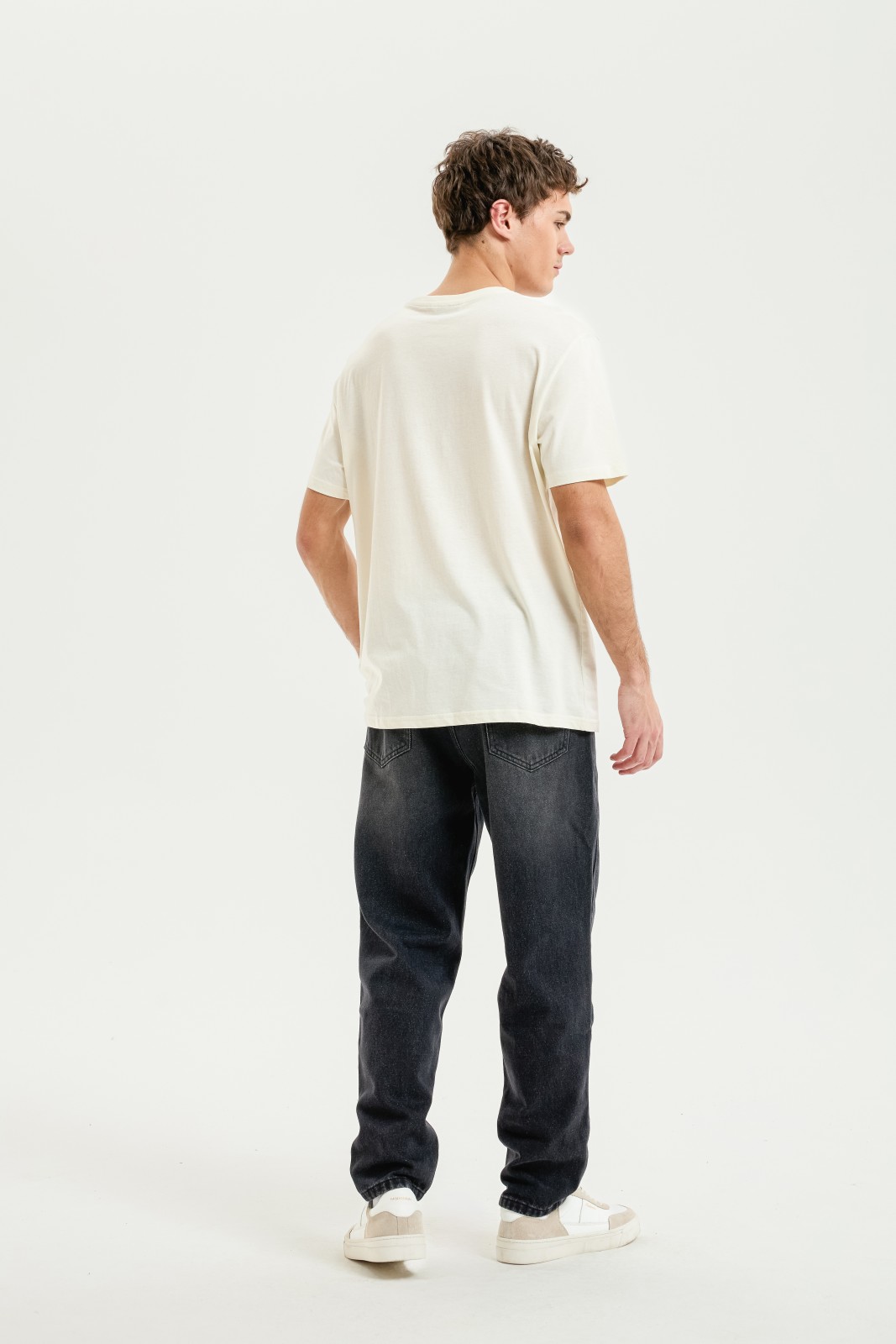 Джинсы фасона Tapered