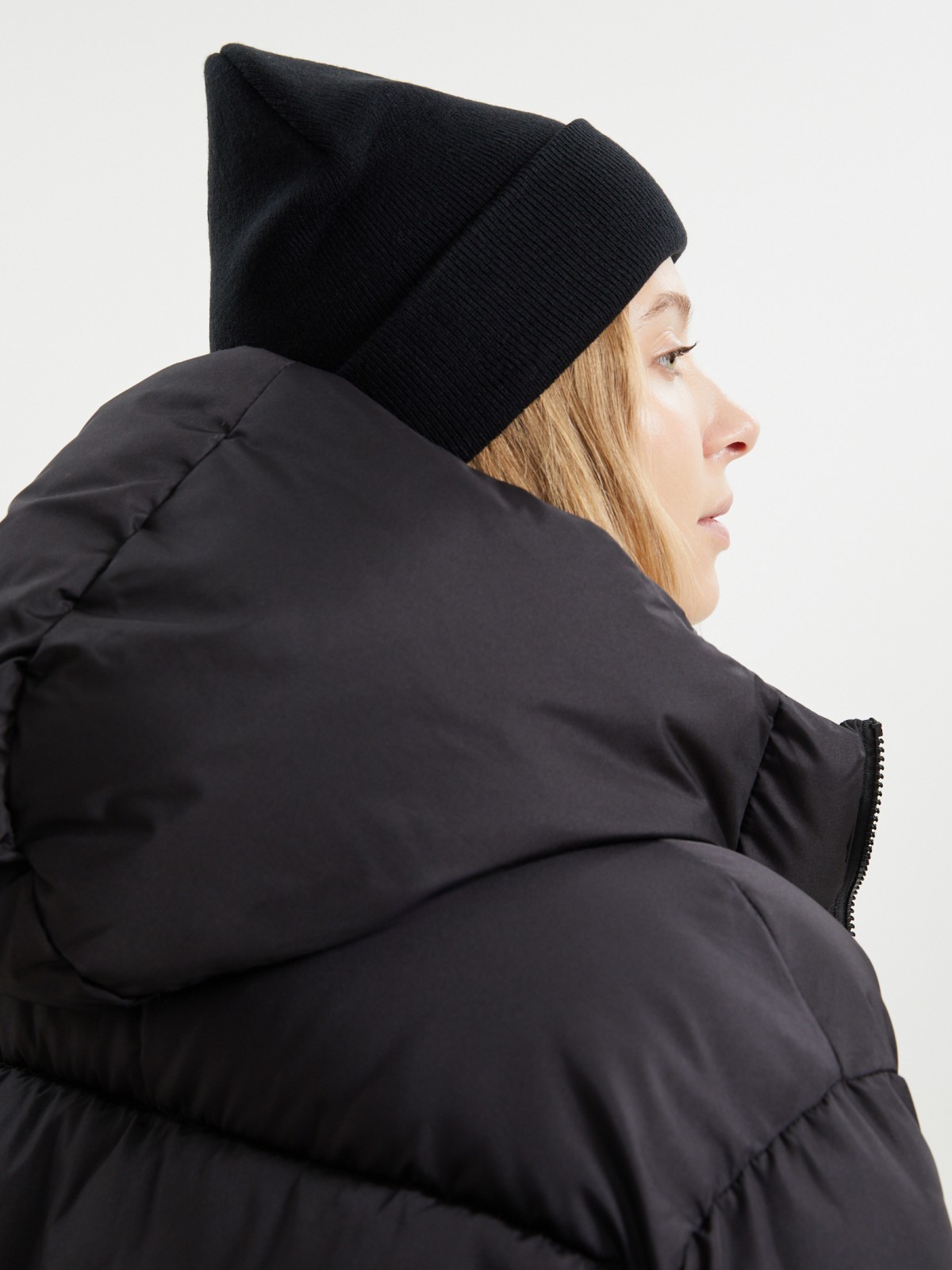 Трикотажная шапка-бини с отворотом