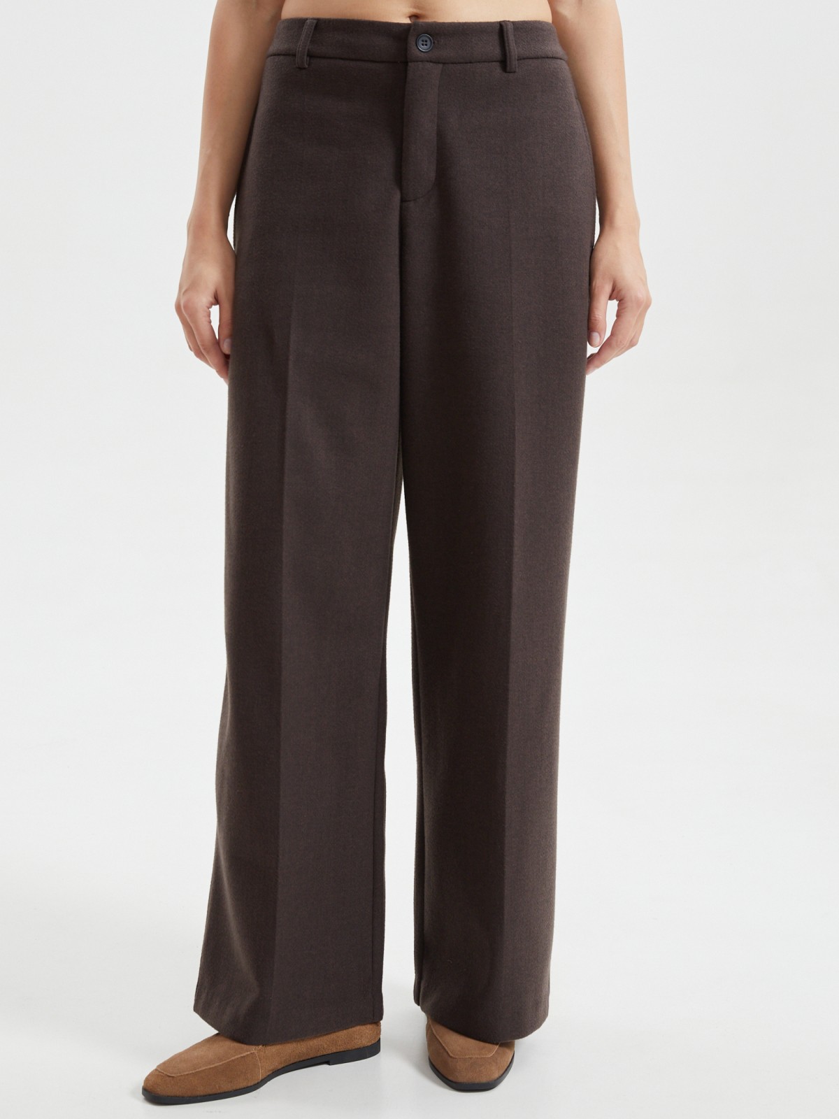 Офисные прямые брюки со стрелками