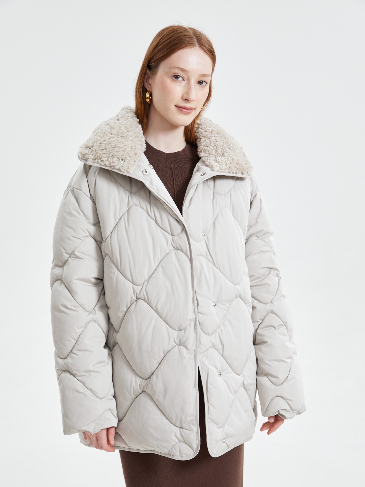 Тёплая стёганая куртка с воротником