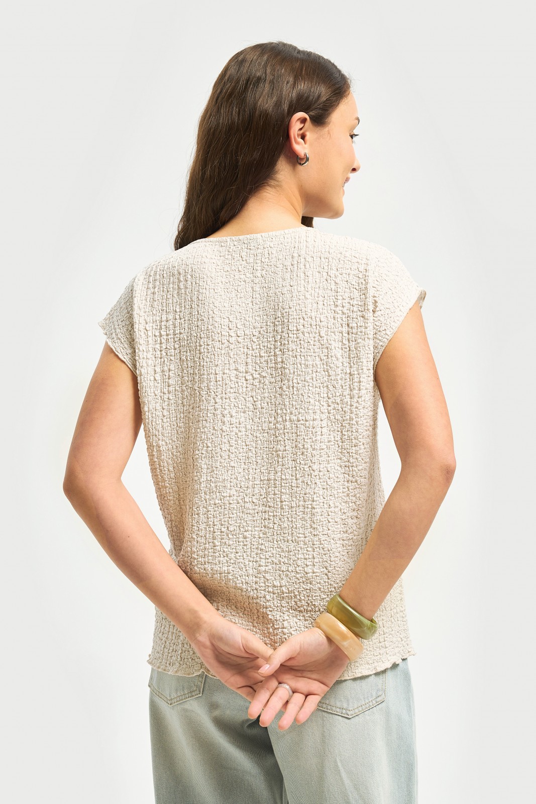 Блузка с коротким рукавом из жатой ткани