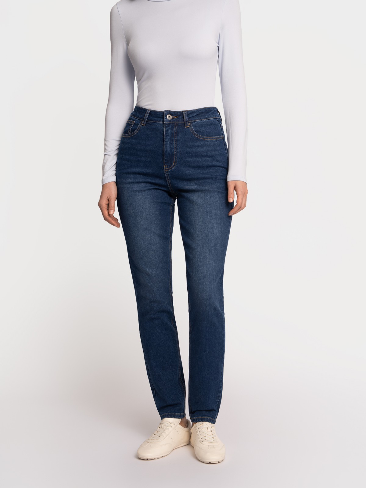 Джинсы силуэта Skinny со средней посадкой