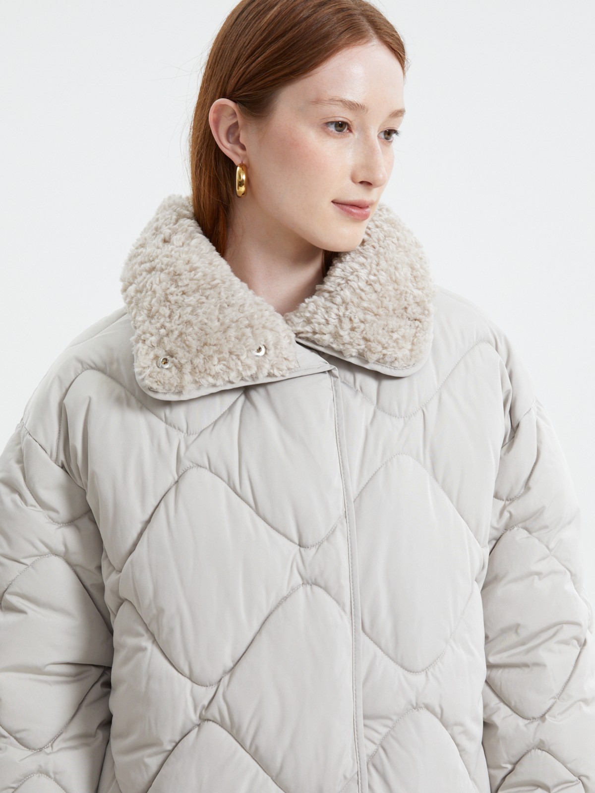 Тёплая стёганая куртка с воротником