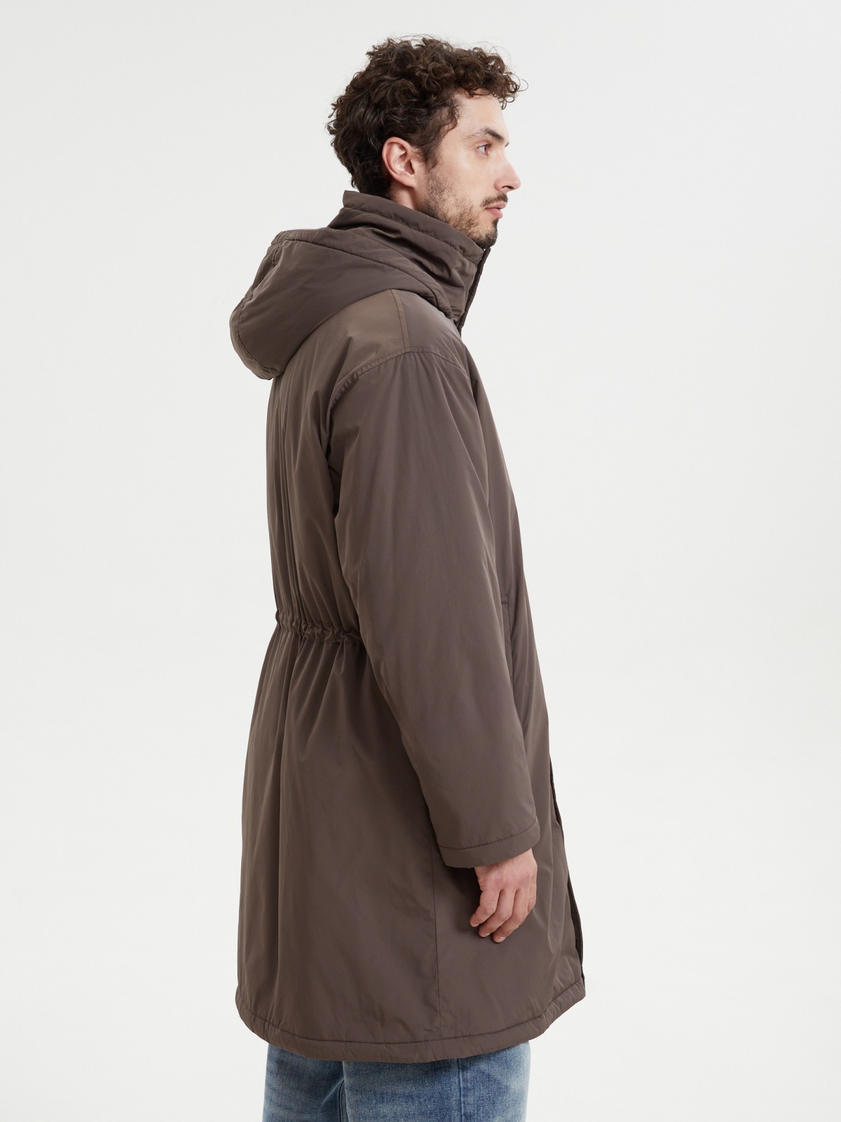 Тёплая куртка-парка на молнии с капюшоном