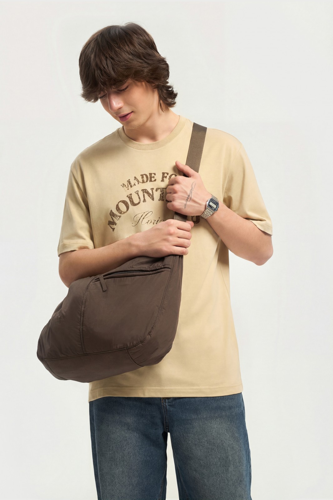 Сумка кросс-боди на ремешке через плечо