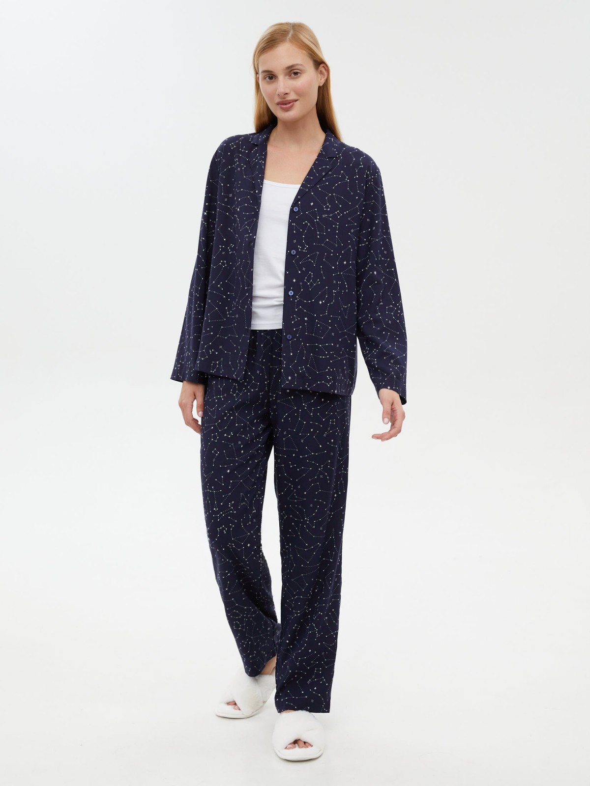 Рубашка из вискозы с вырезом и принтом