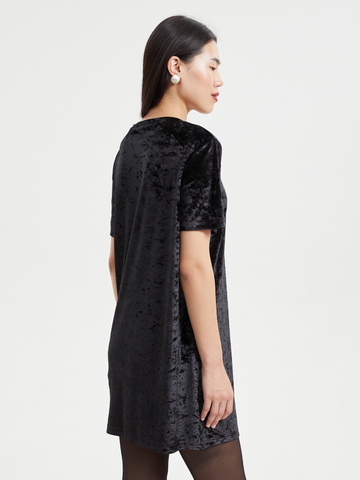 Бархатное платье-футболка мини