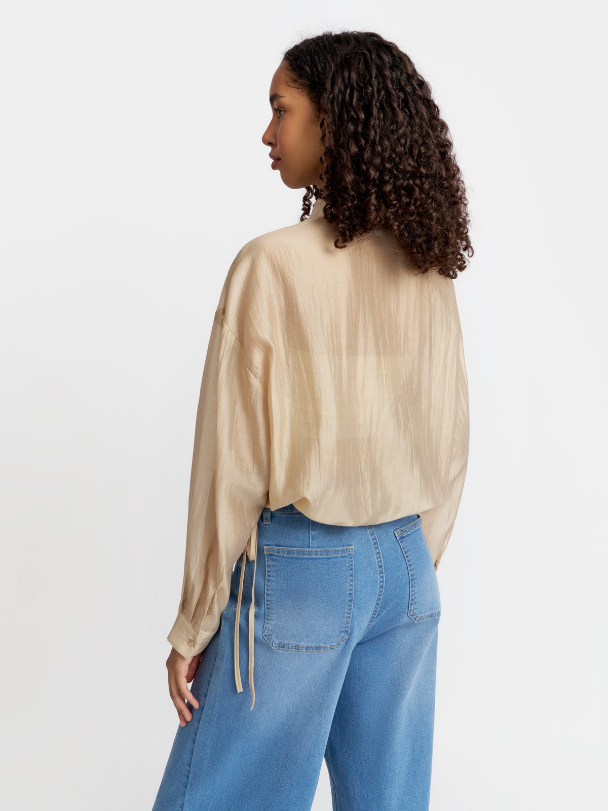 Блузка с  длинными рукавами