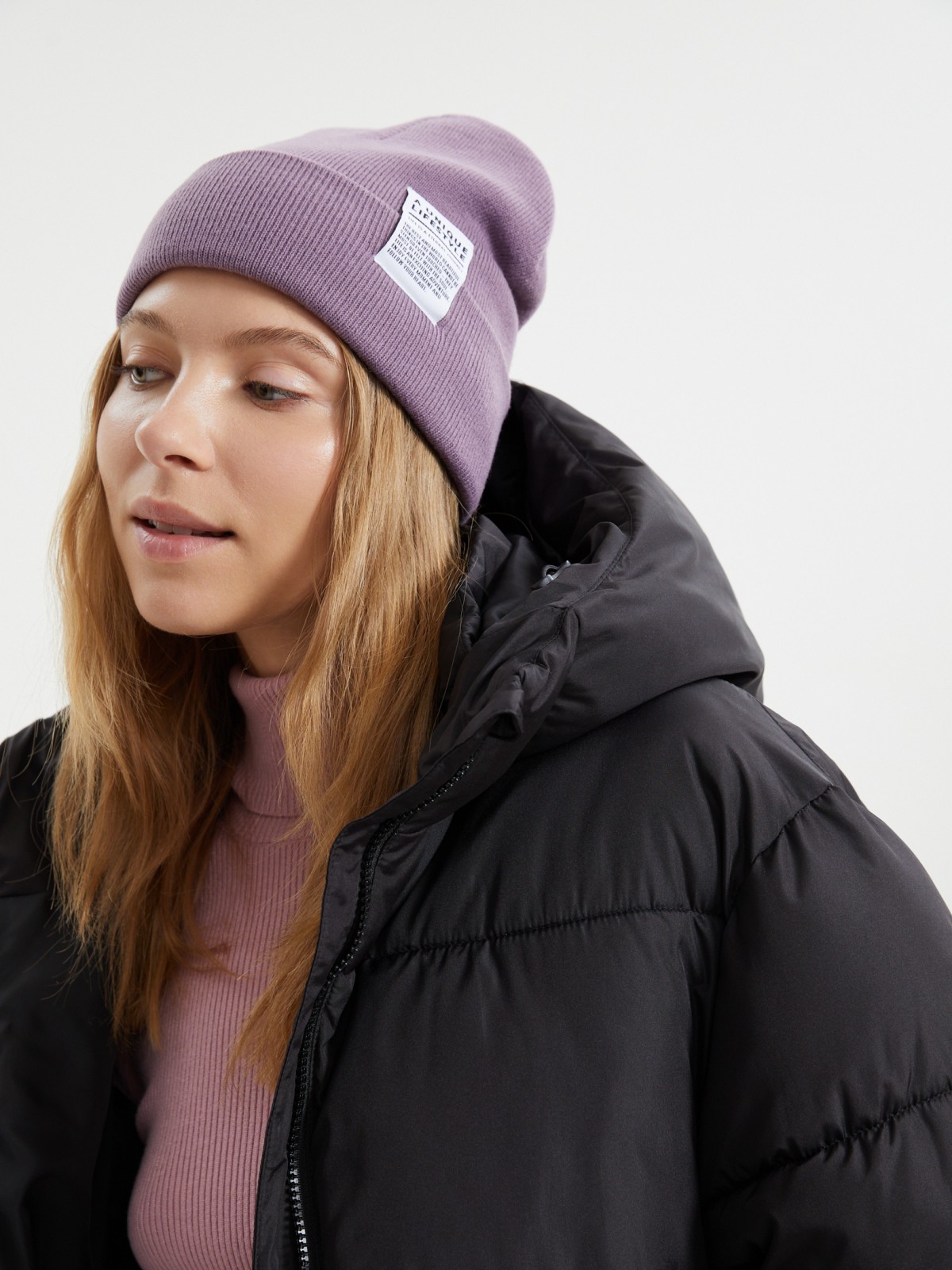 Трикотажная шапка-бини с отворотом