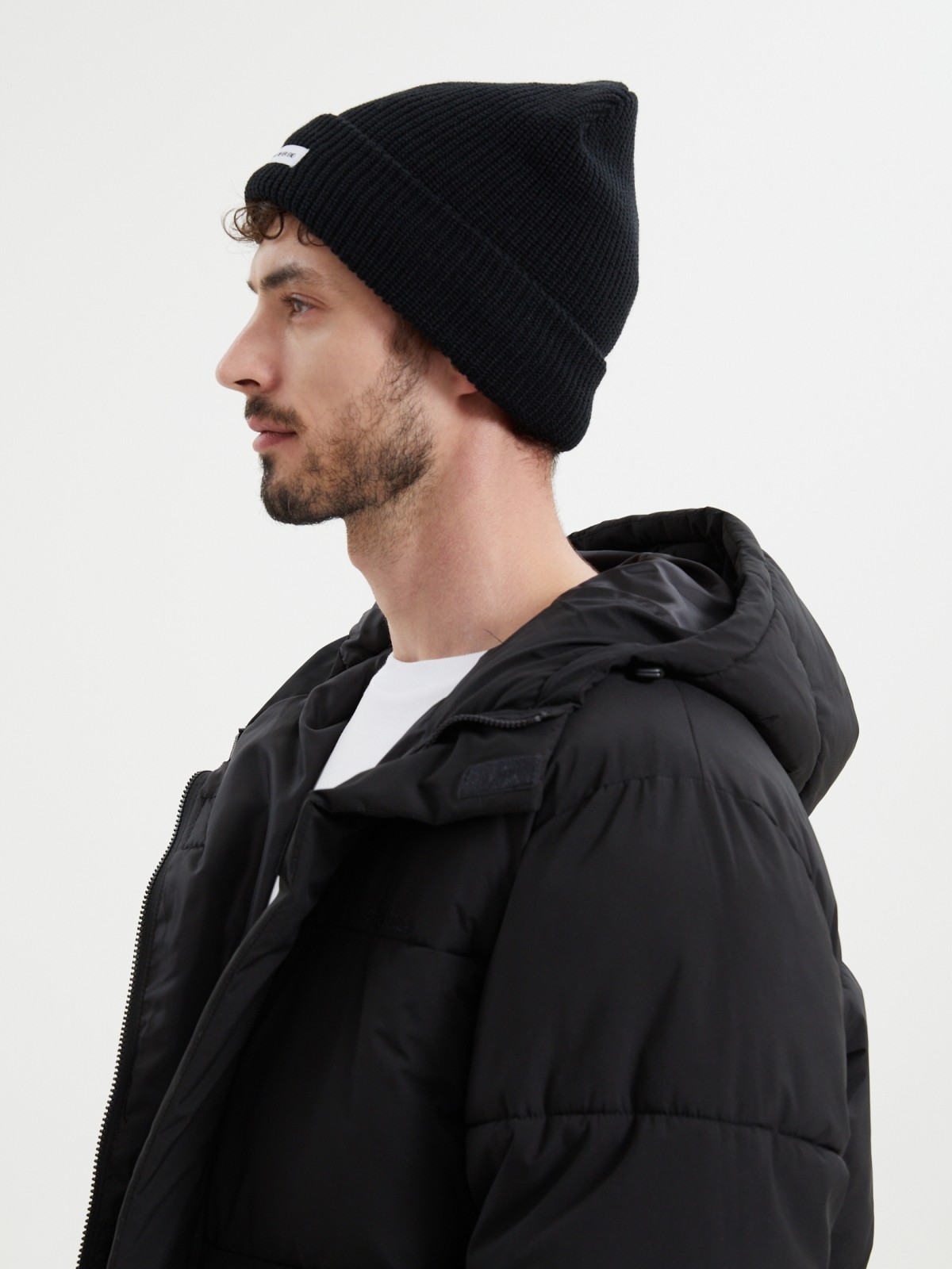 Вязаная шапка-бини с флисом