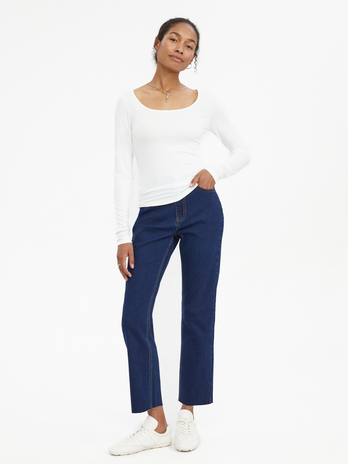 Джинсы силуэта Slim со средней посадкой