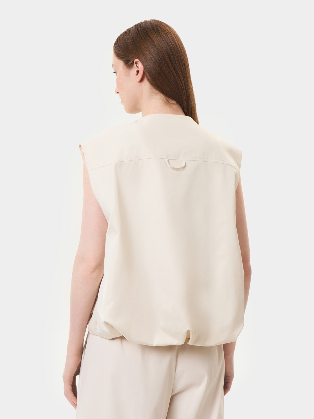 Куртка без рукавов