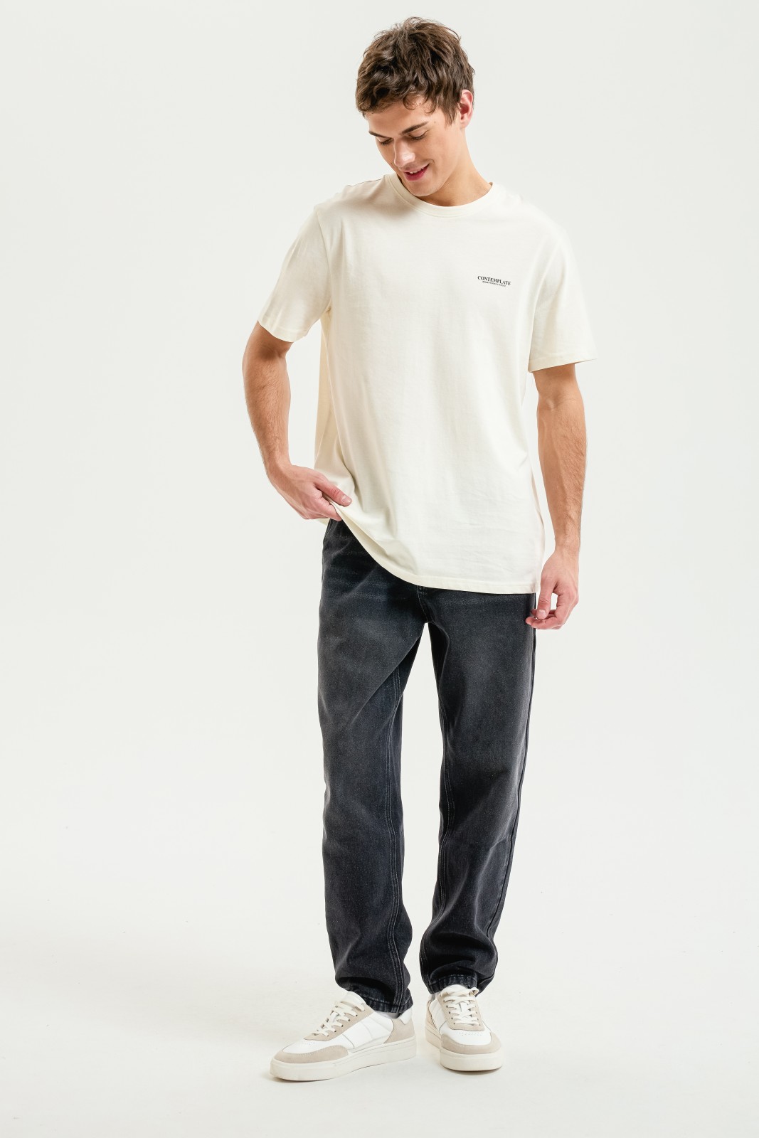 Джинсы фасона Tapered