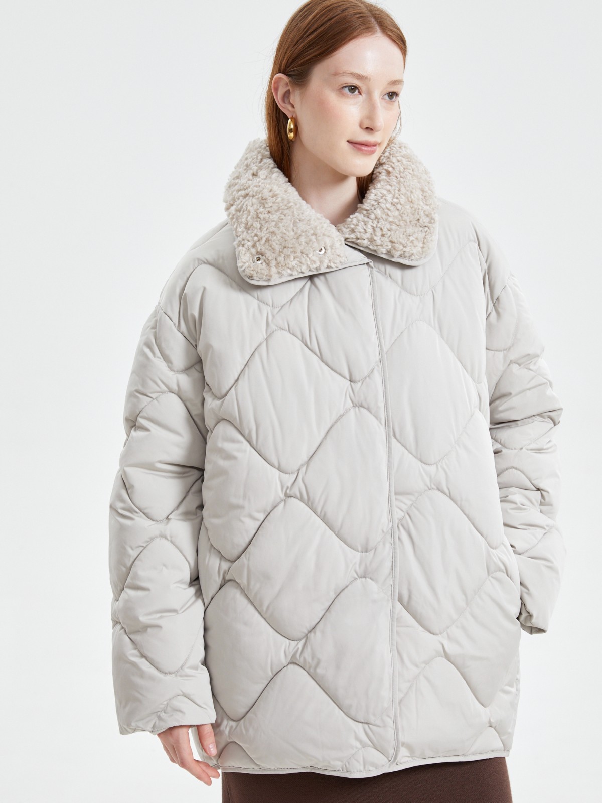 Тёплая стёганая куртка с воротником