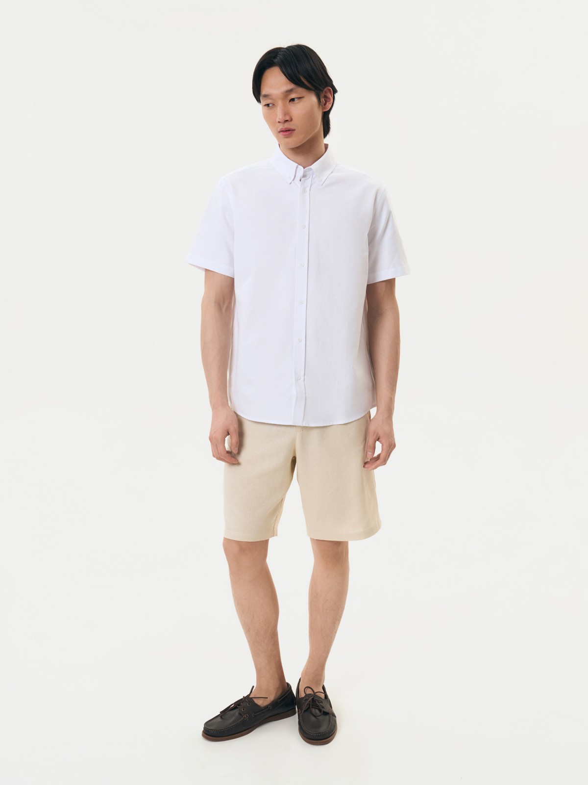 Рубашка прямого силуэта с коротким рукавом