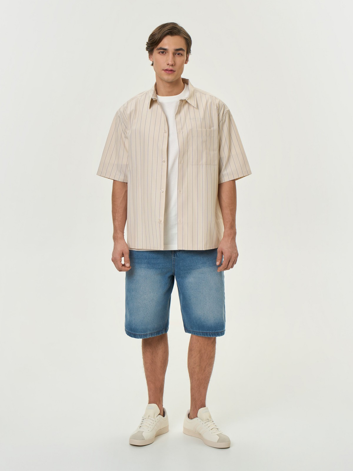 Рубашка с узором в полоску