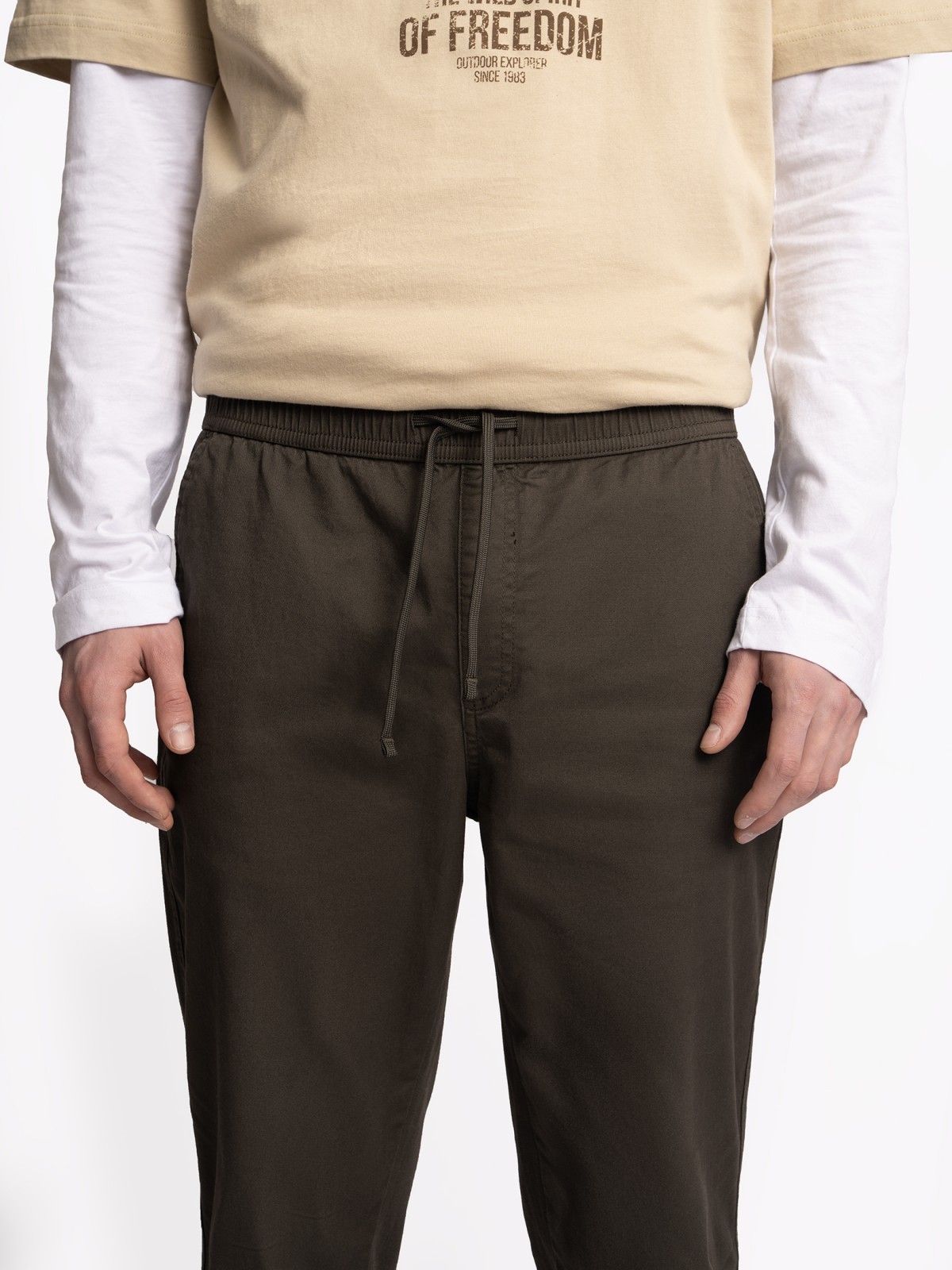 Прямые брюки-джоггеры из хлопка на резинке