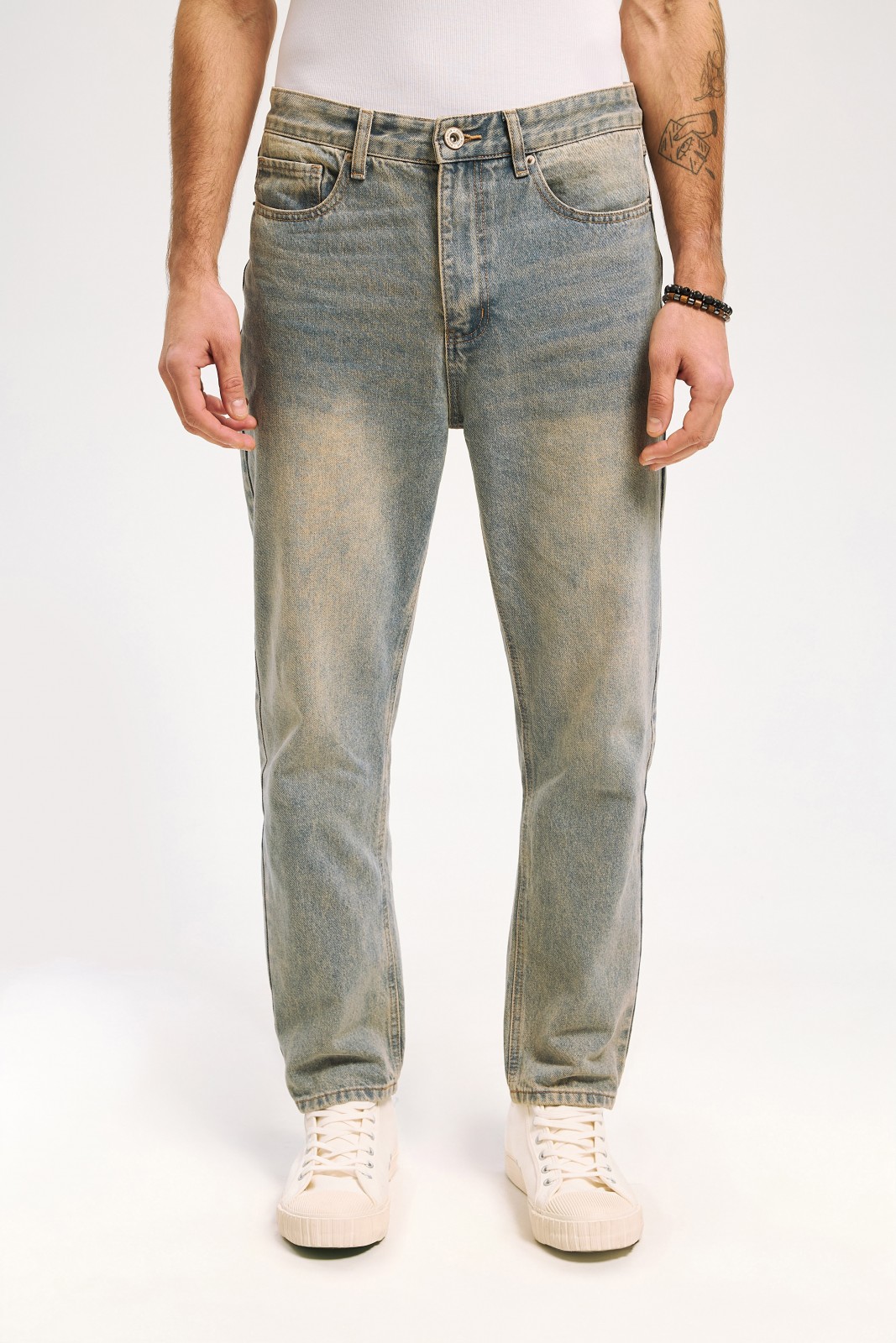 Джинсы фасона Tapered