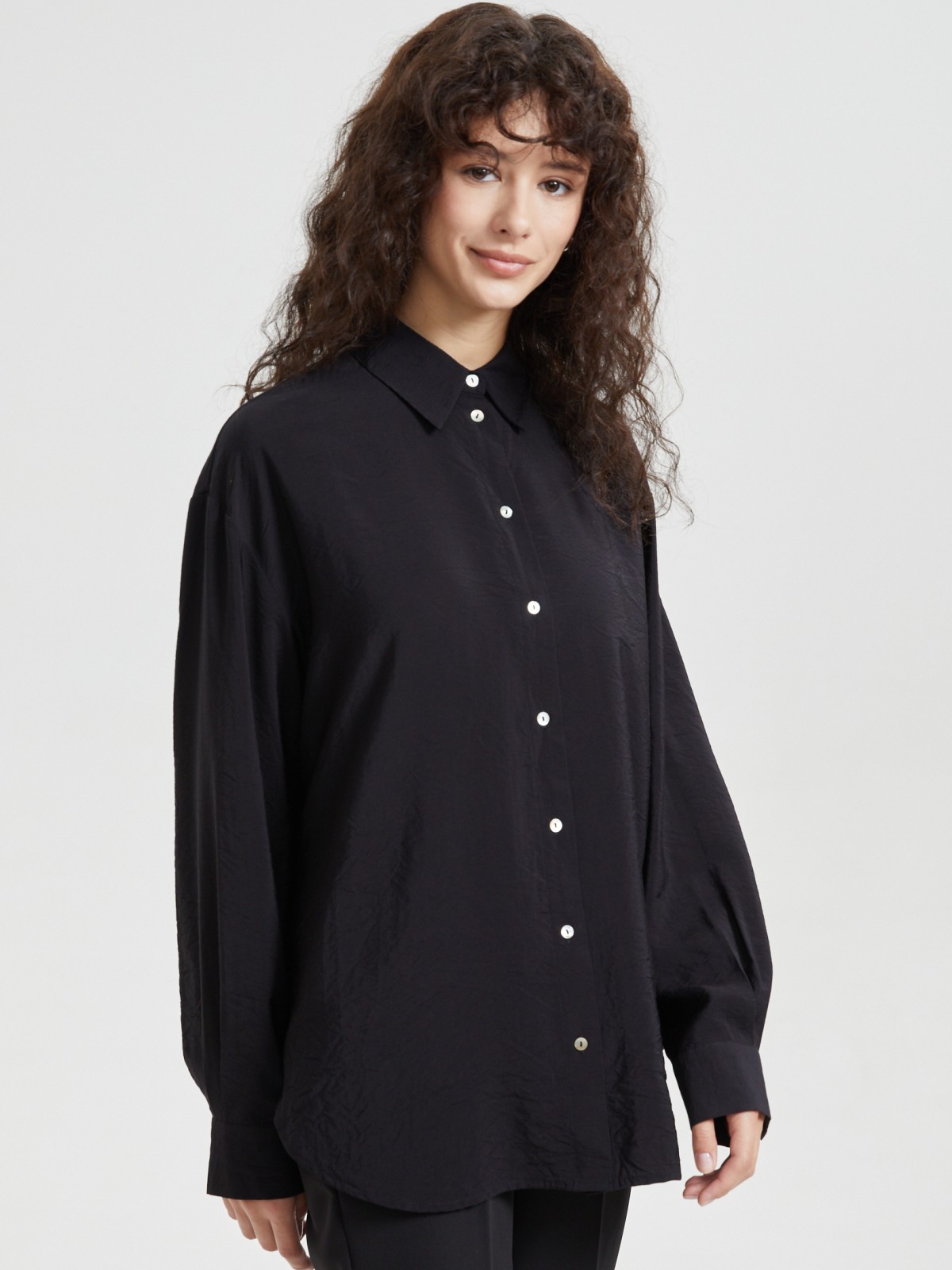 Однотонная рубашка из жатой ткани