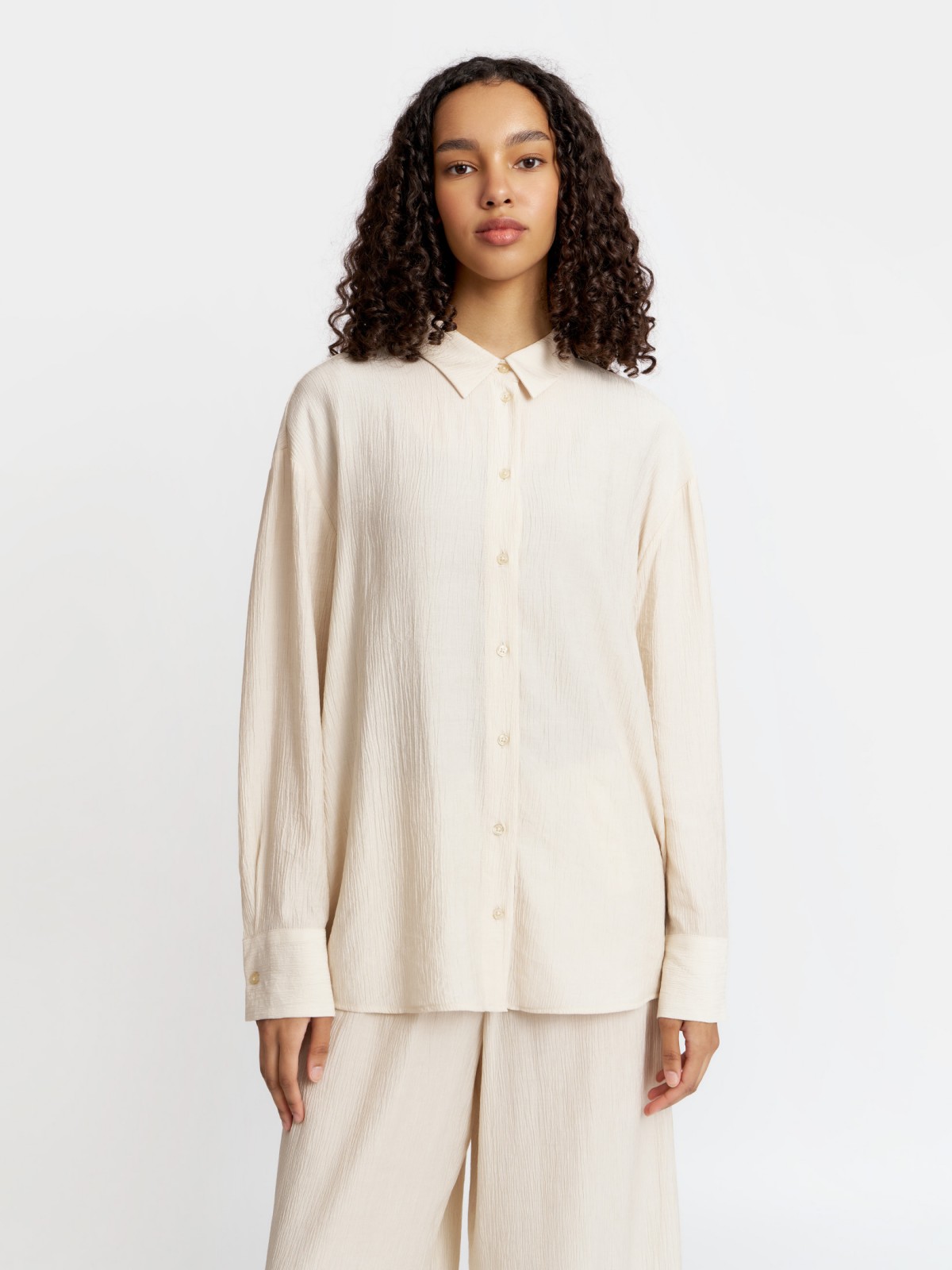 Блузка с  длинными рукавами