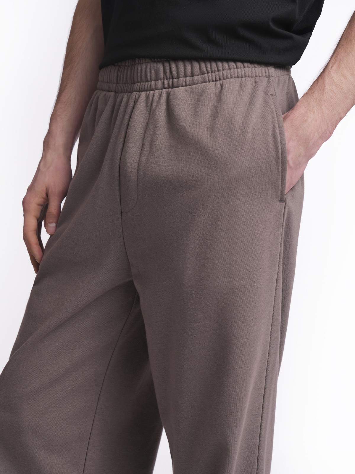 Трикотажные прямые брюки