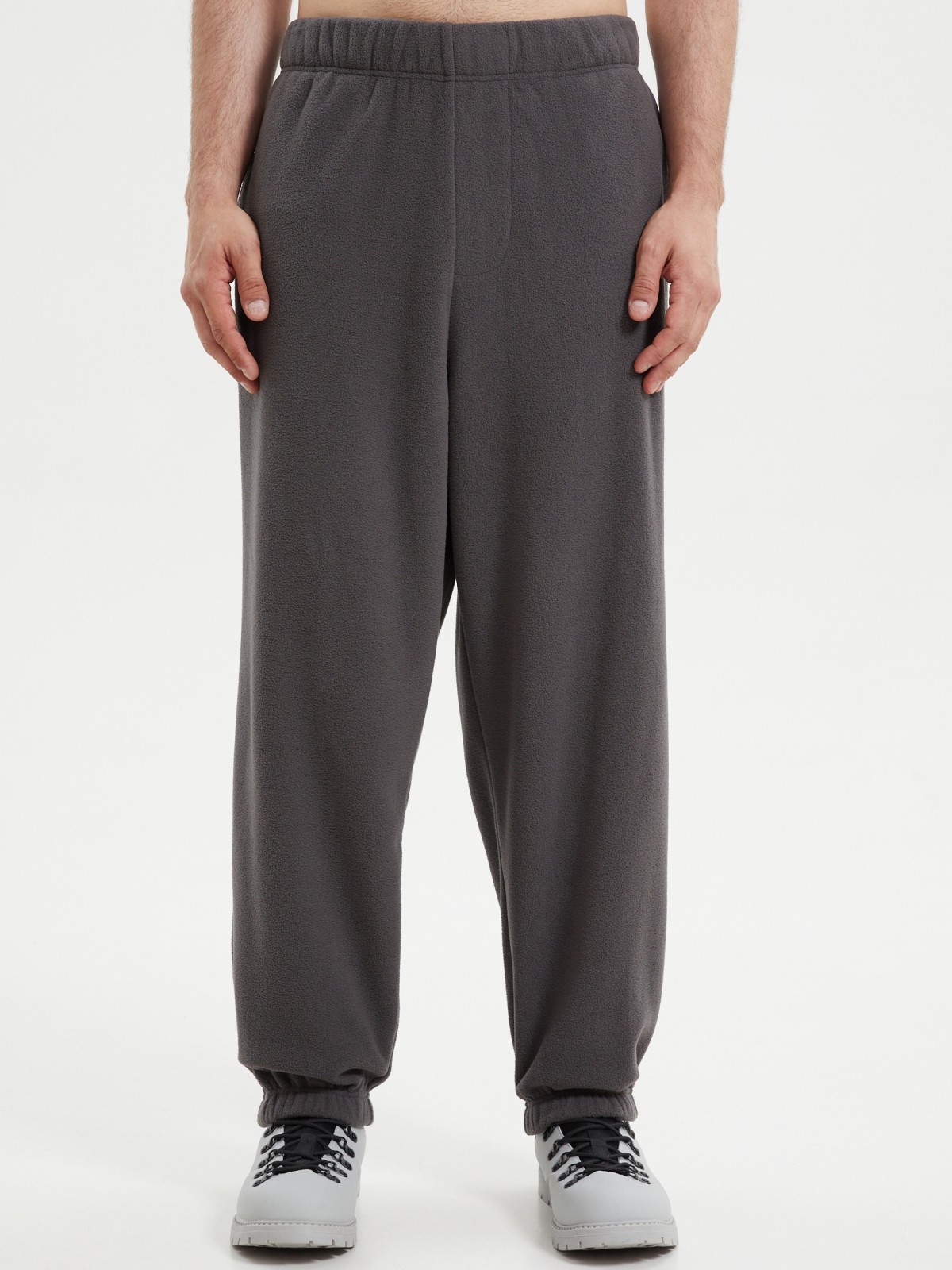 Тёплые трикотажные брюки-джоггеры из флиса