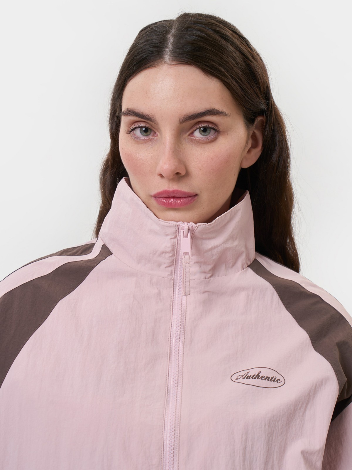 Куртка-ветровка