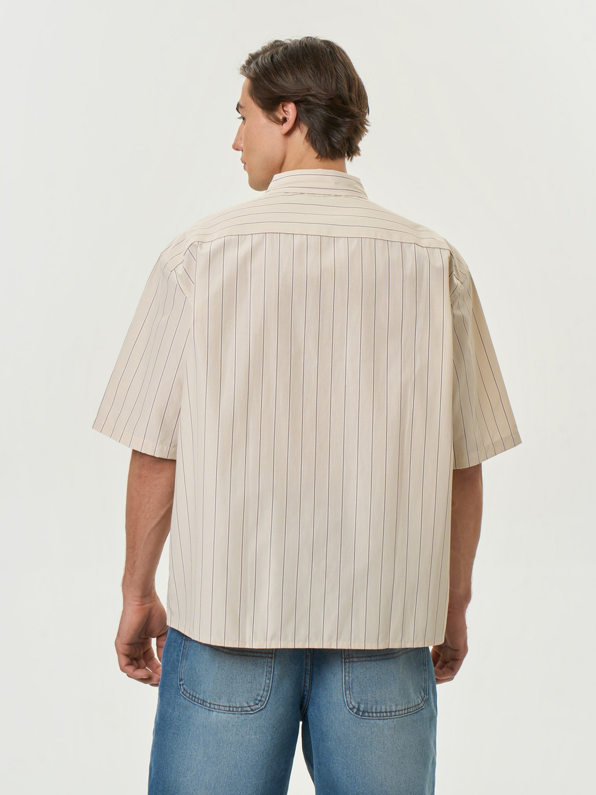 Рубашка с узором в полоску