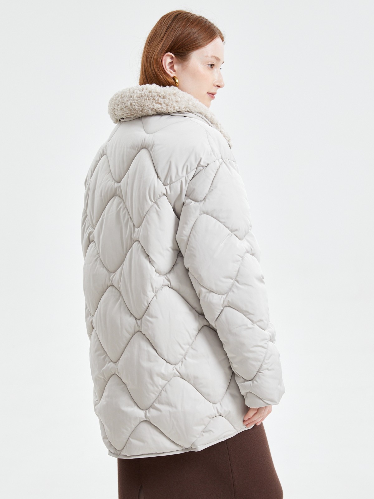 Тёплая стёганая куртка с воротником
