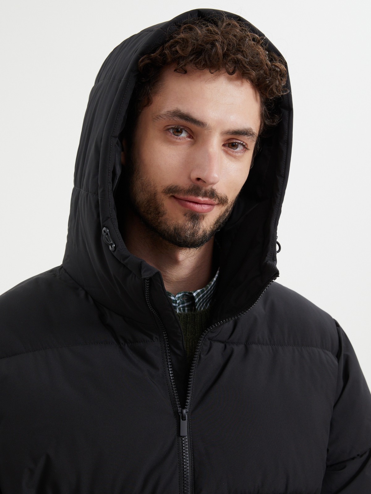 Тёплая куртка-пальто на молнии с капюшоном