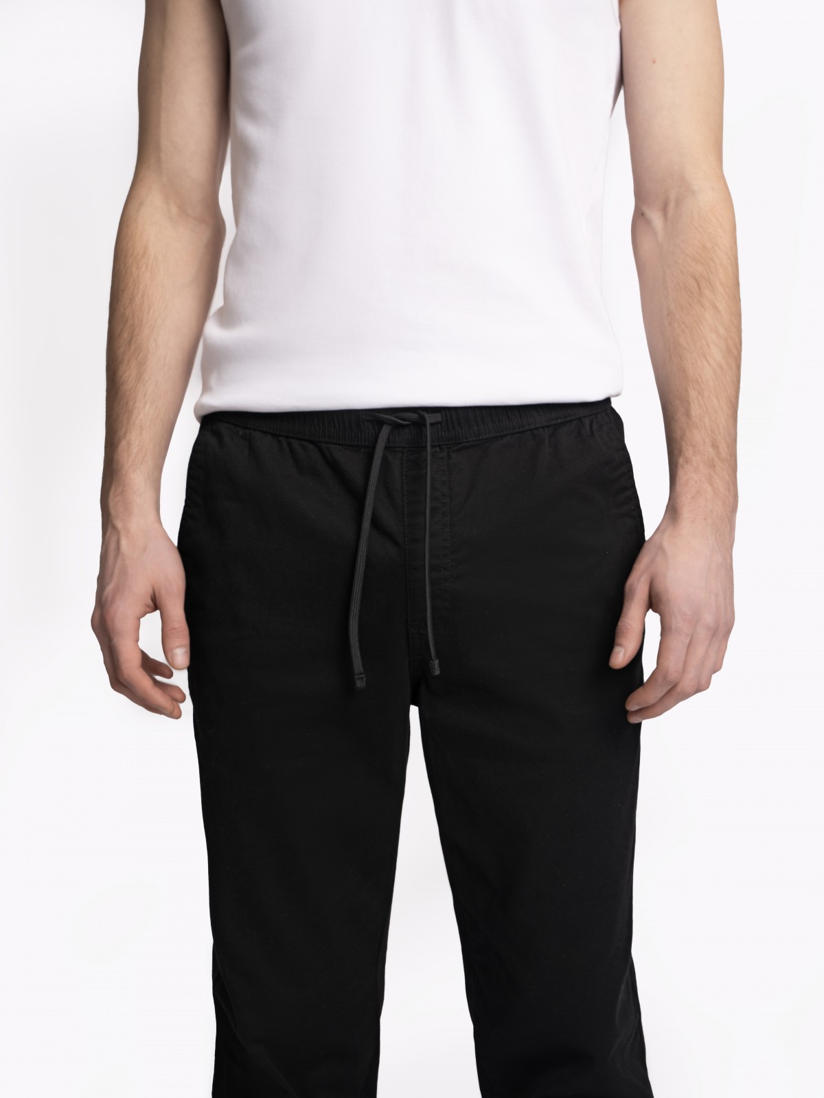 Прямые брюки-джоггеры из хлопка на резинке