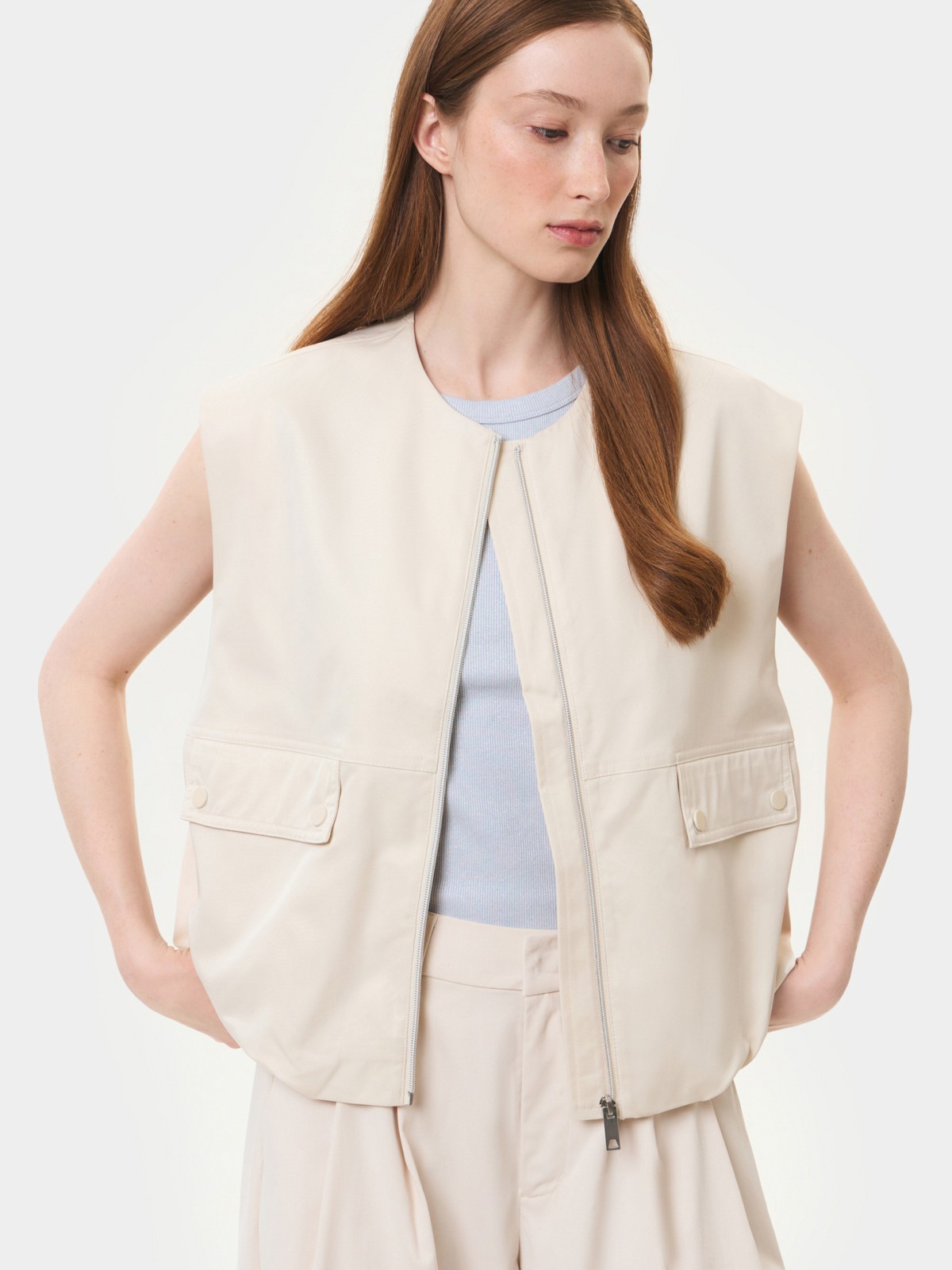 Куртка без рукавов