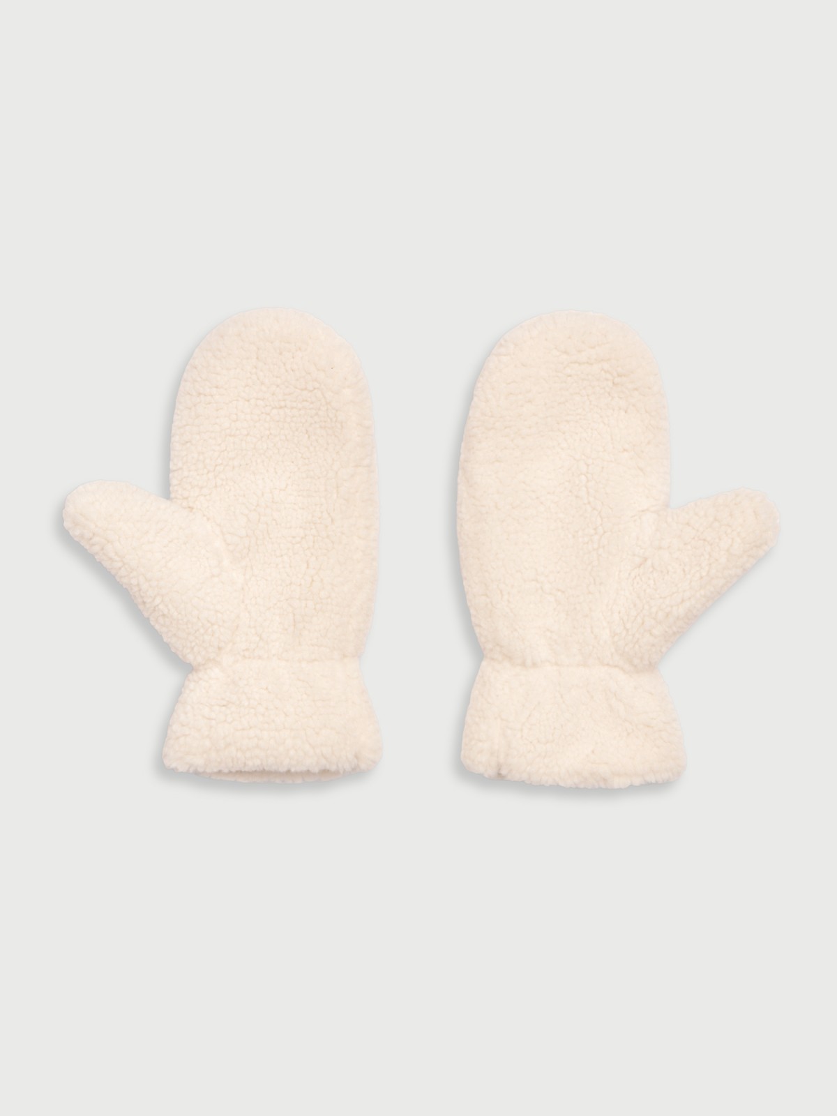 Тёплые варежки из экомеха