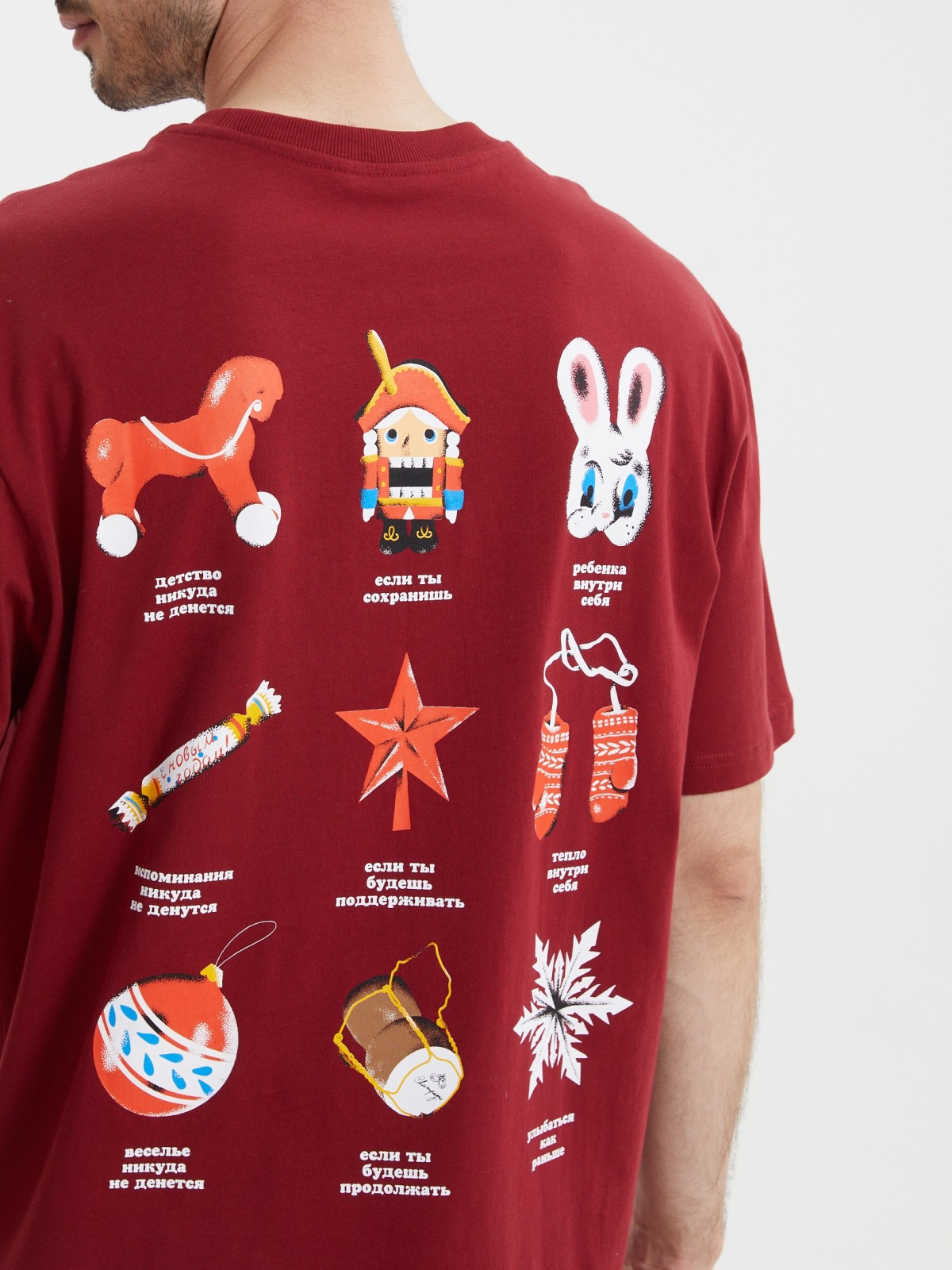 Новогодняя футболка из хлопка с принтом