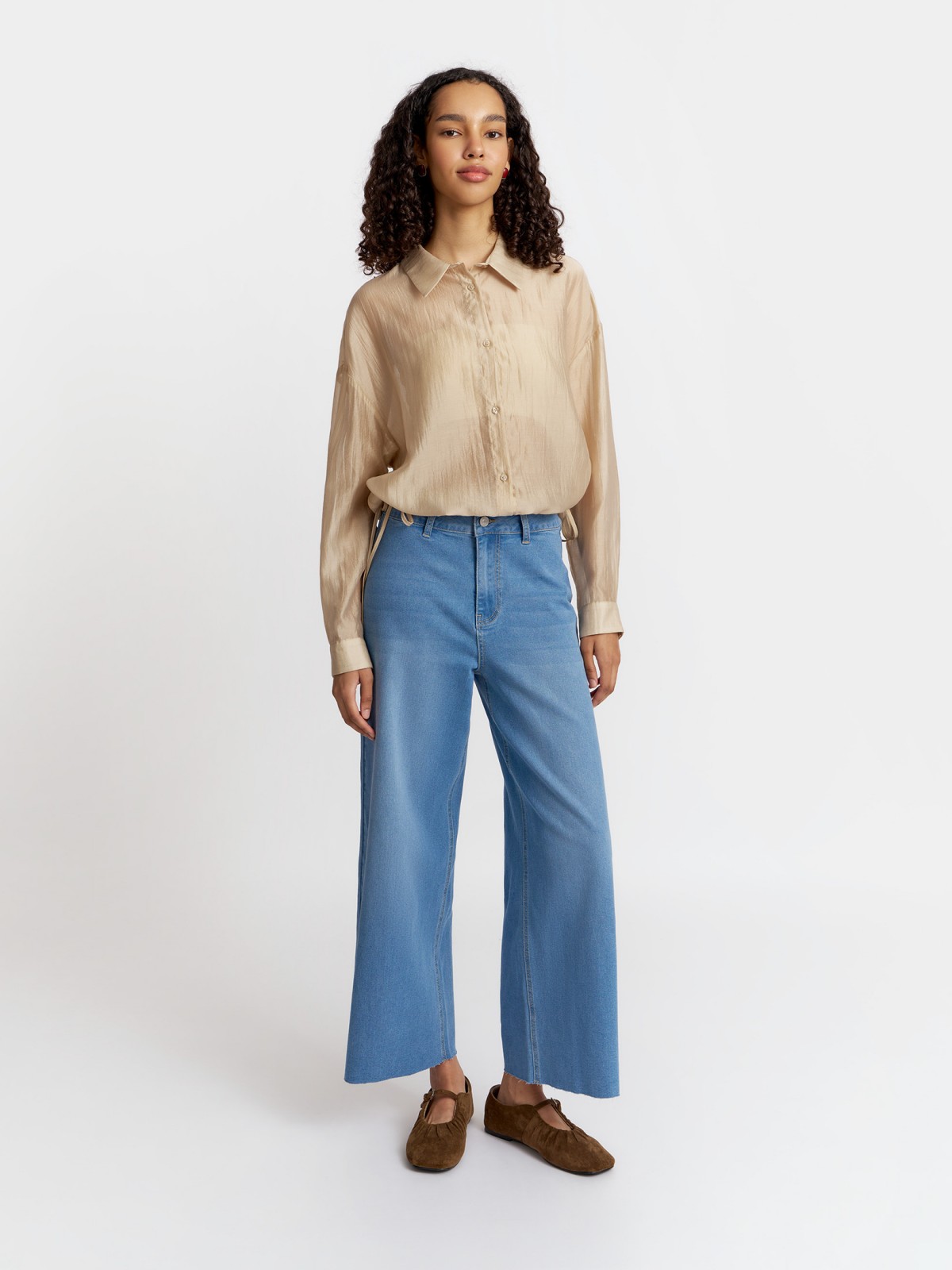 Блузка с  длинными рукавами