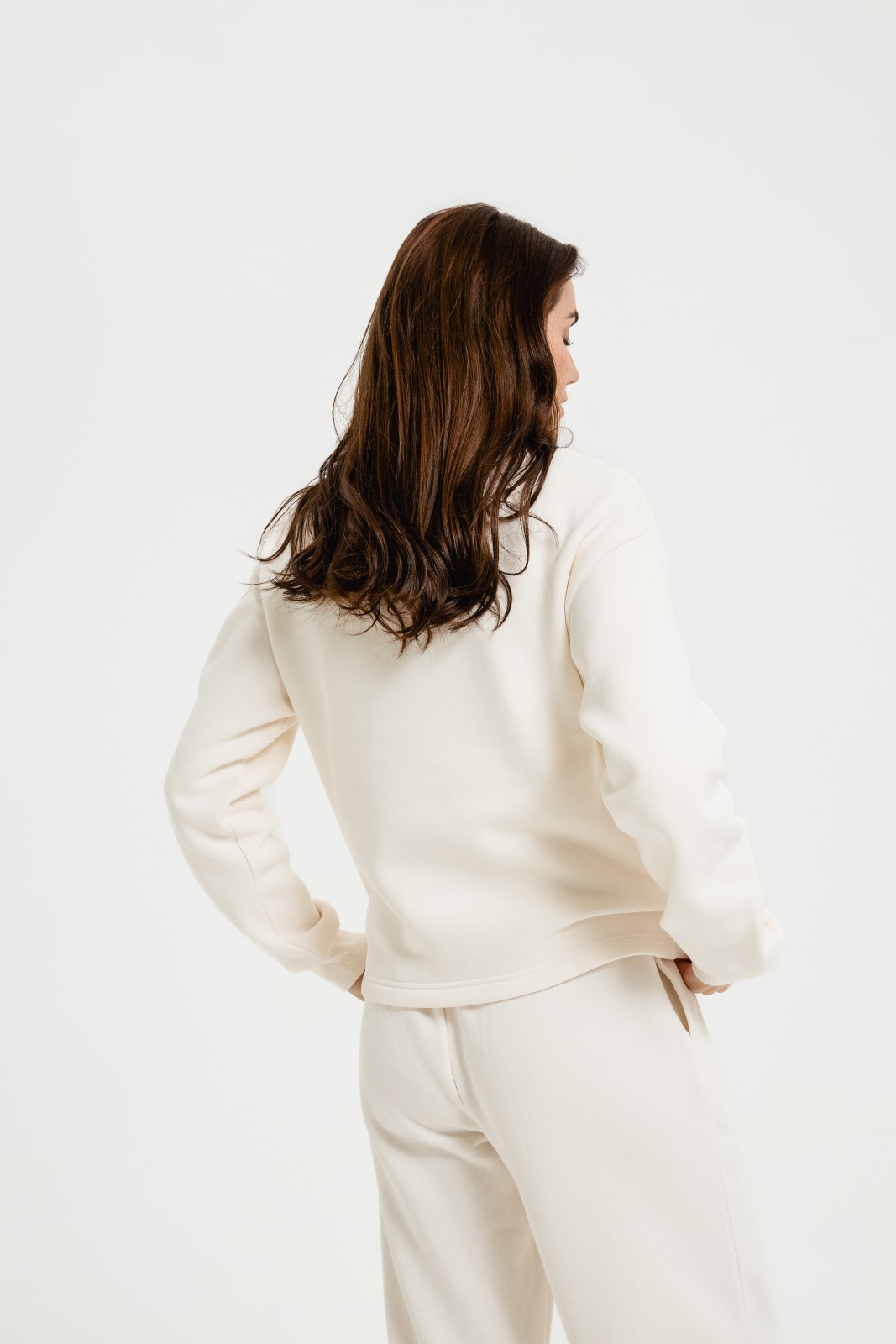 Свитшот с воротником поло