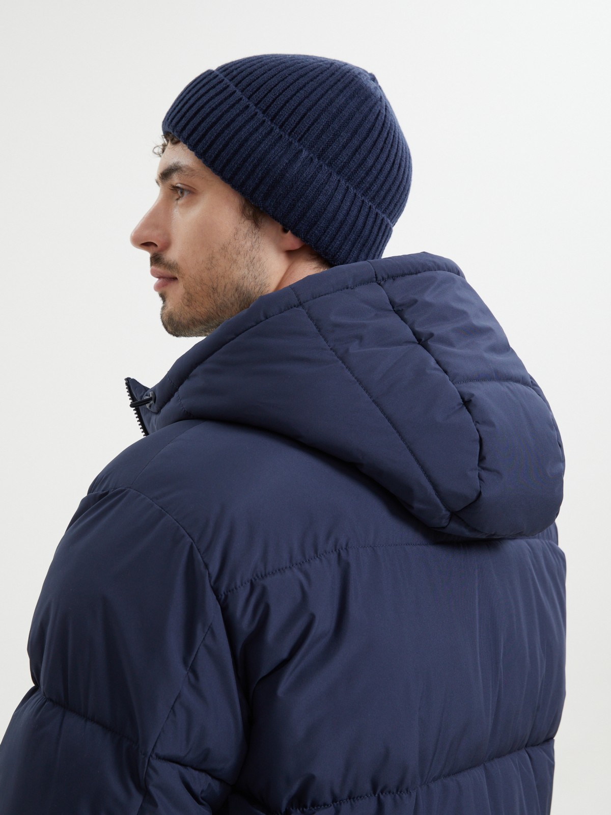 Вязаная шапка-бини