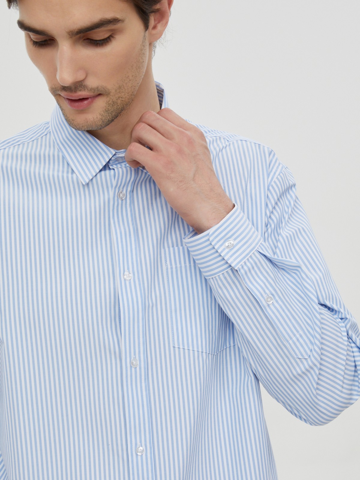 Офисная прямая рубашка в полоску с длинным рукавом