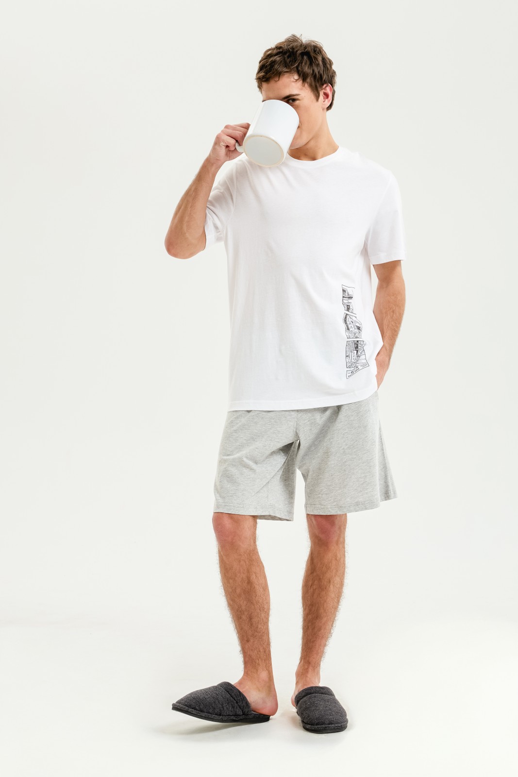 Трикотажные шорты на резинке из хлопка