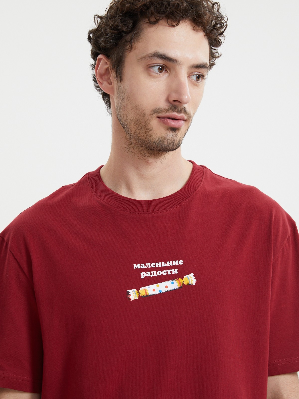 Новогодняя футболка из хлопка с принтом