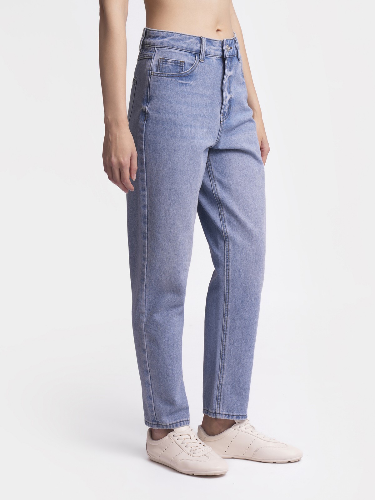 Джинсы силуэта Mom Fit с высокой посадкой