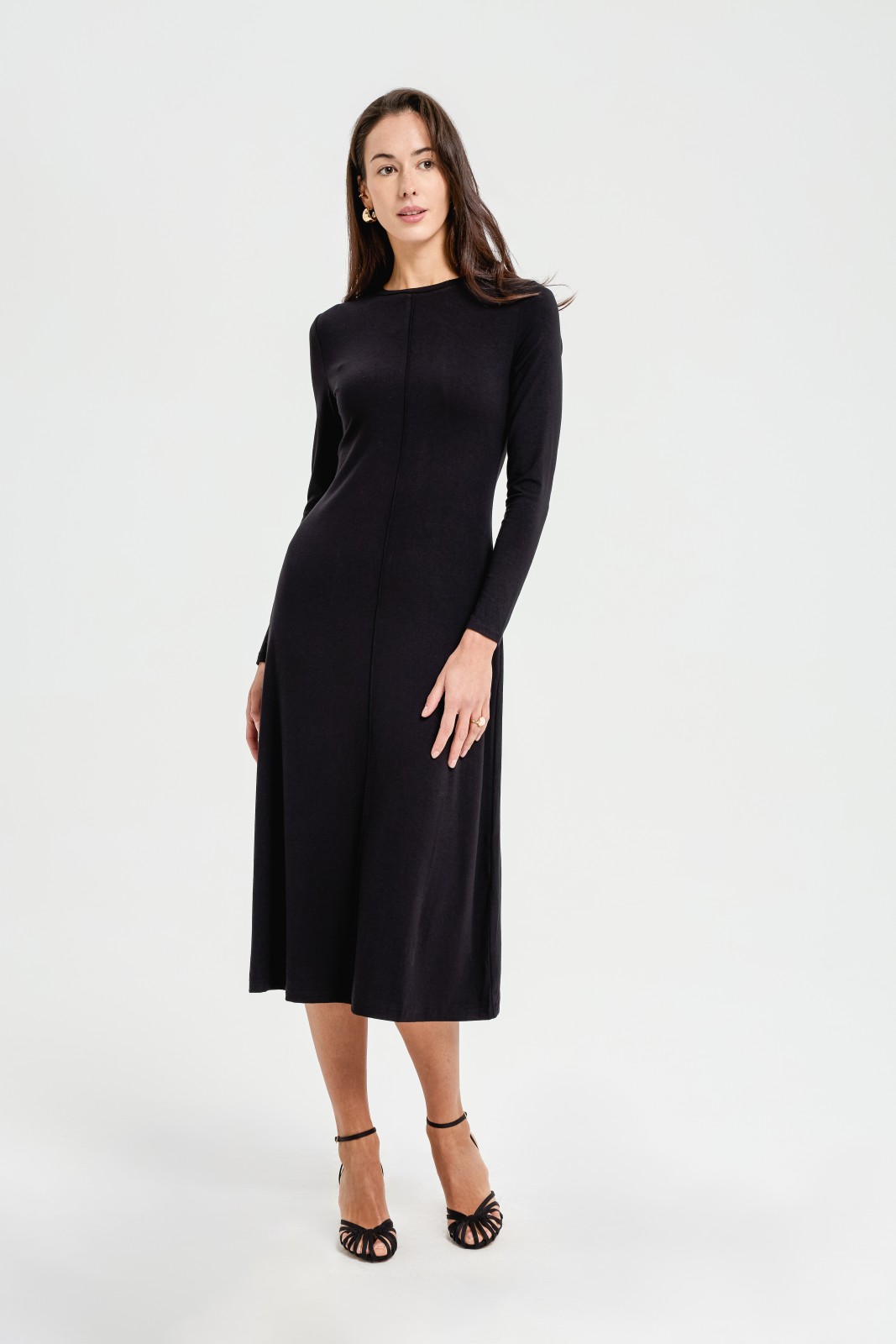 Платье миди с длинным рукавом