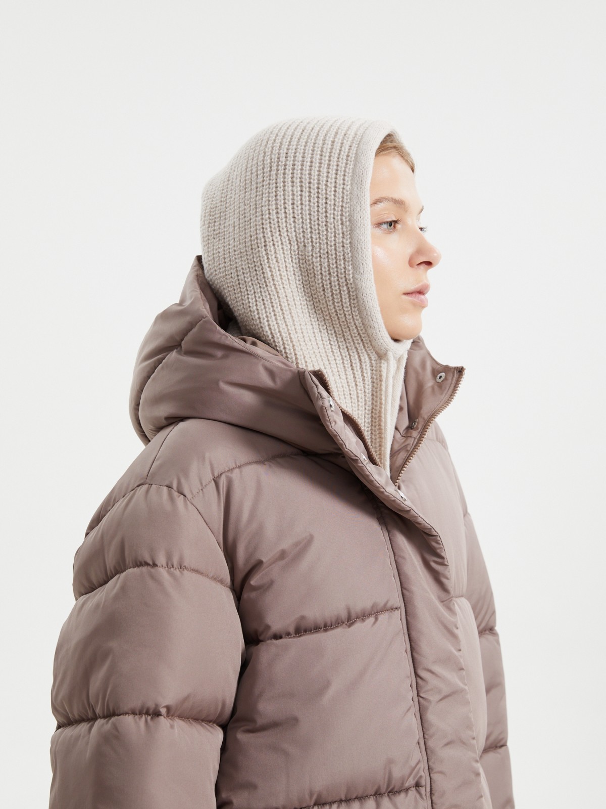 Вязаный капор