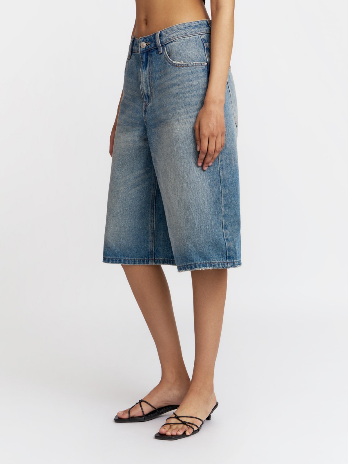 Брюки джинсовые короткие