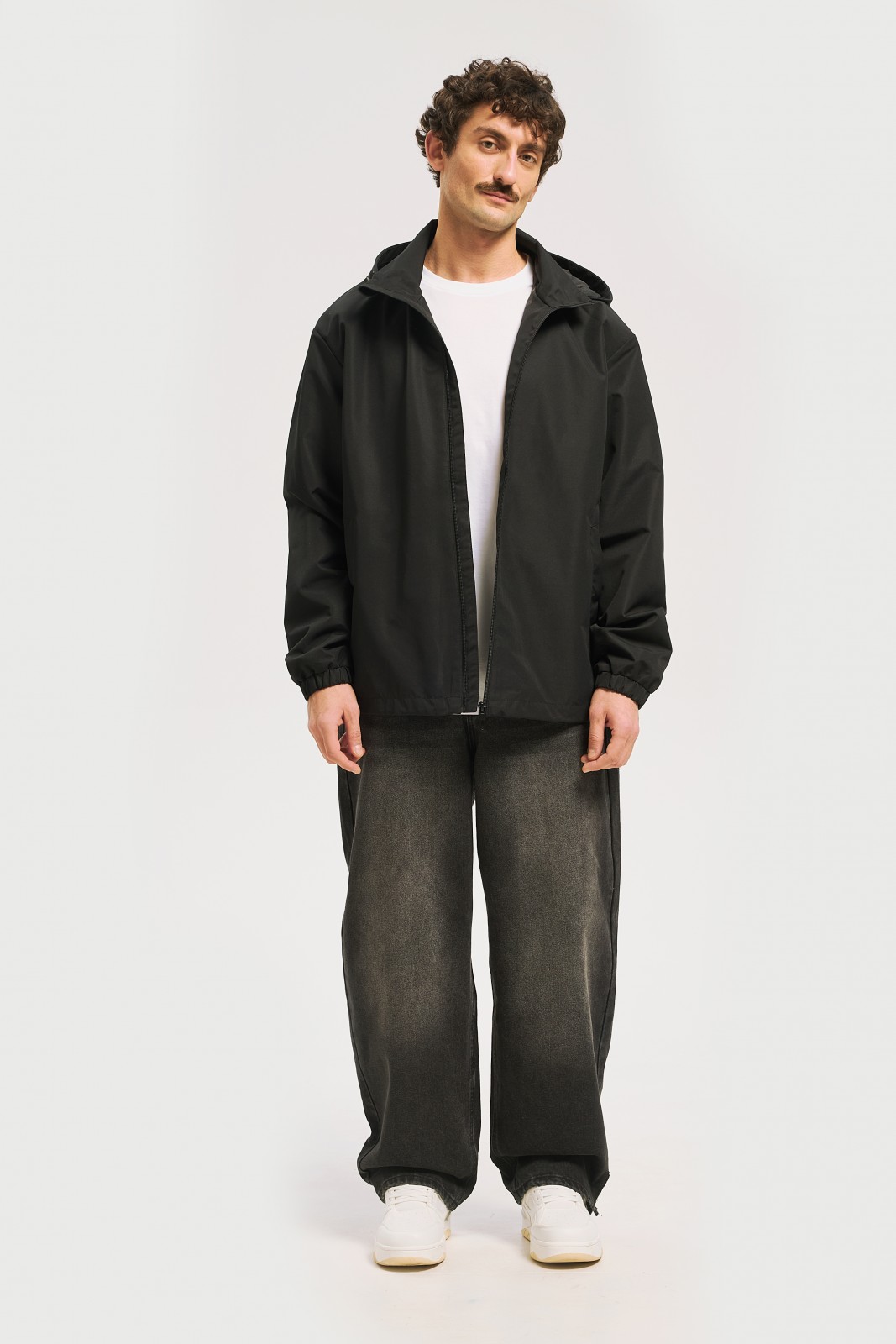 Джинсы фасона Baggy
