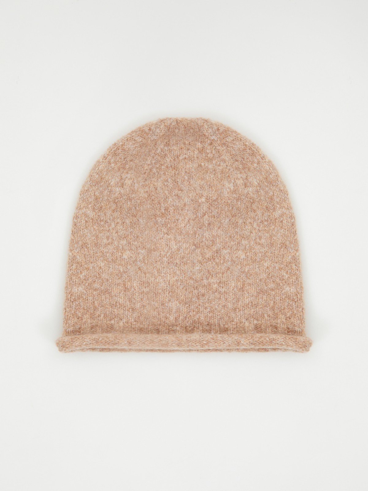 Вязаная шапка-бини без отворота