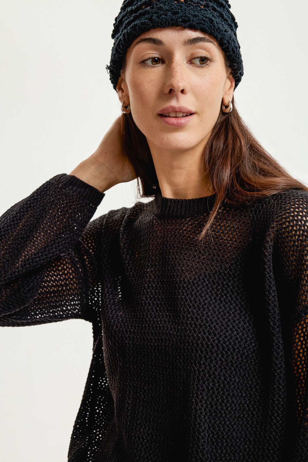 Ажурный вязаный джемпер