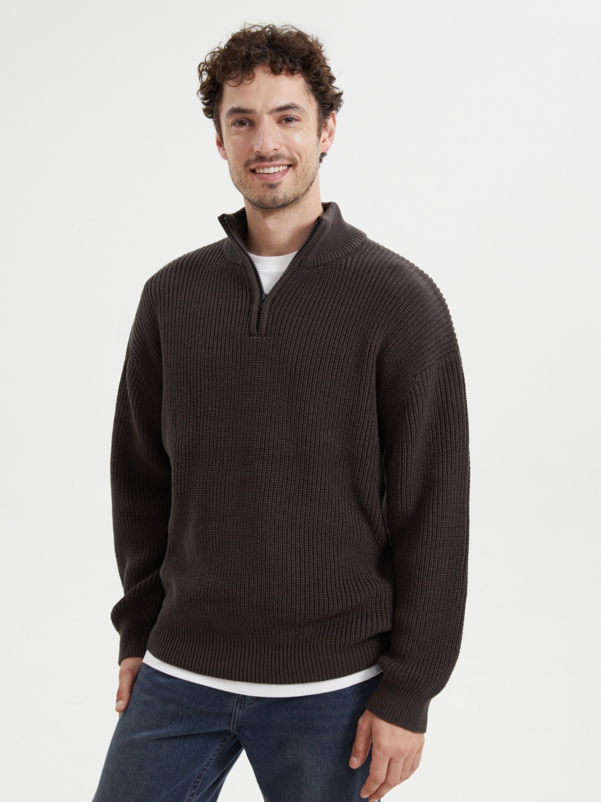 Вязаный свитер с горлом на молнии