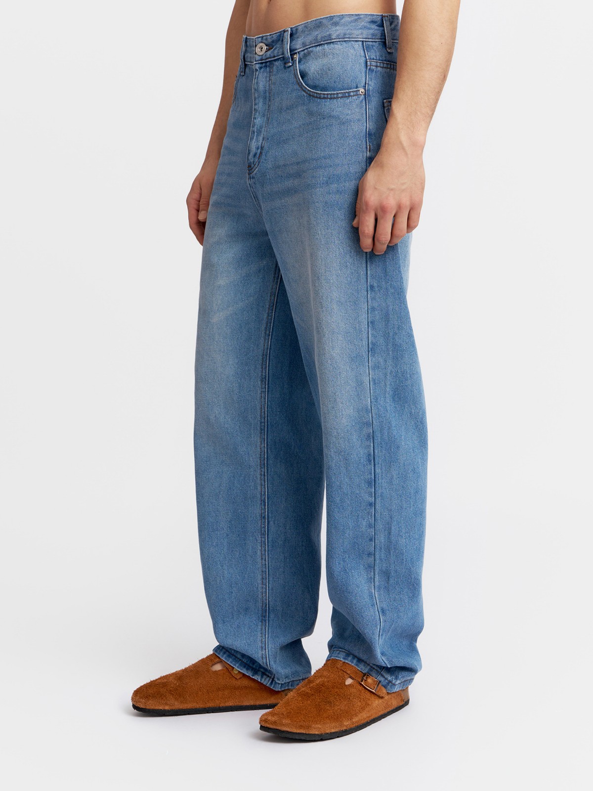 Джинсы прямого фасона