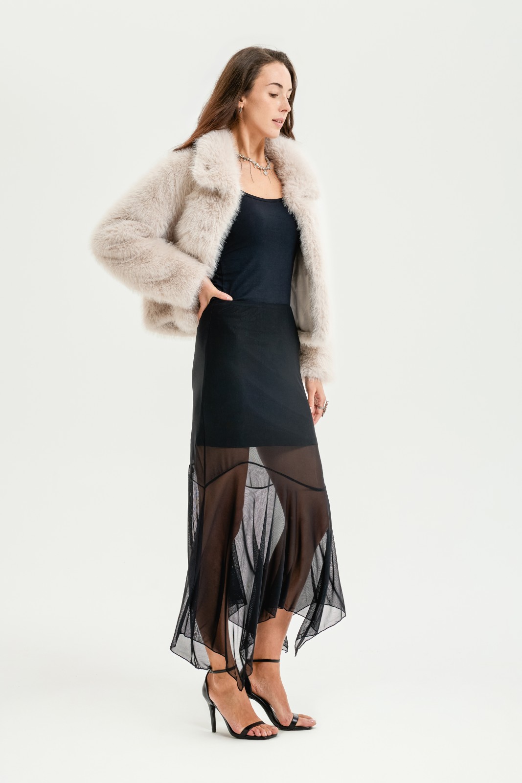 Юбка миди из сетки на резинке